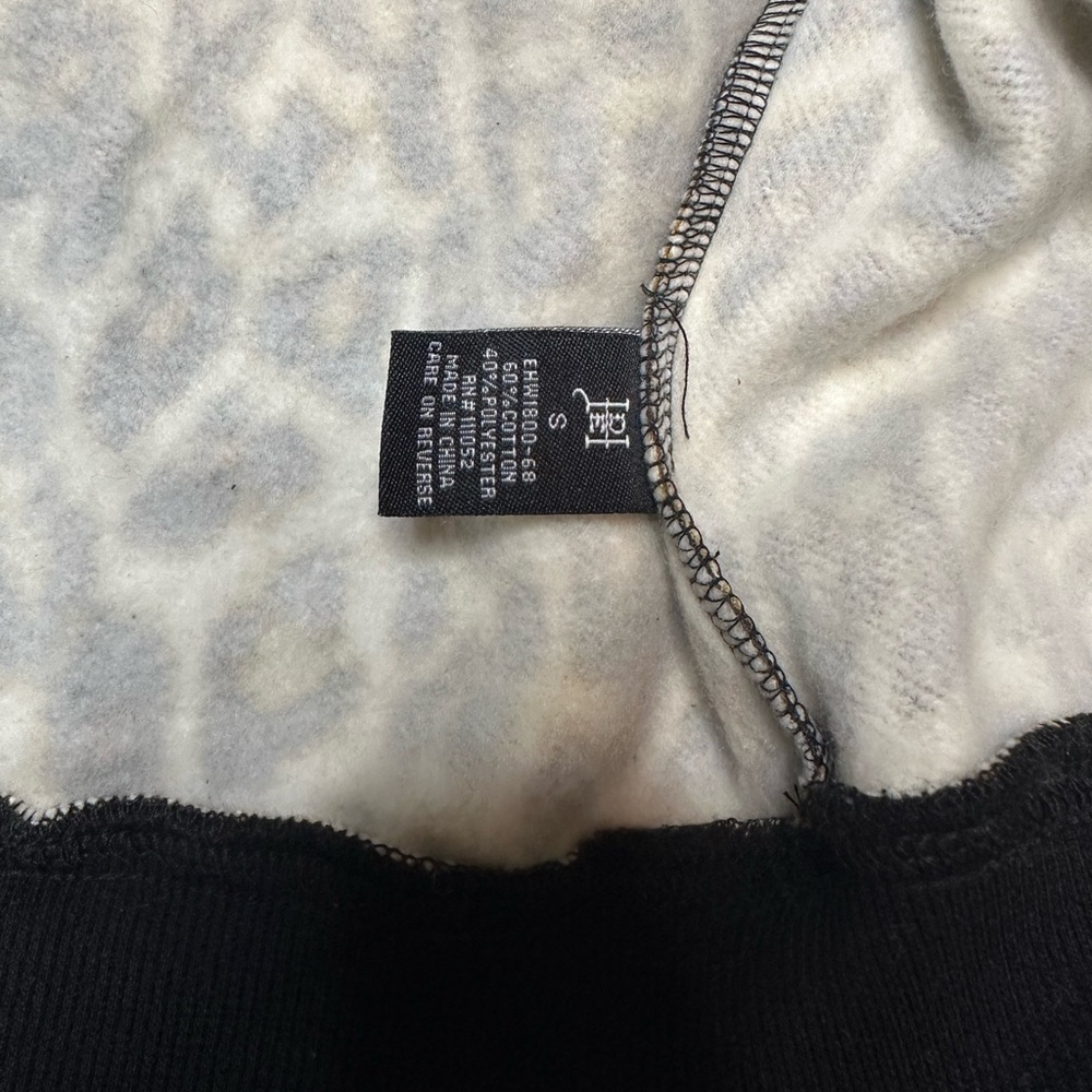 Y2K Ed Hardy Leopard Print Hoodie with Pink and Red Accents - Picture 4 of 4